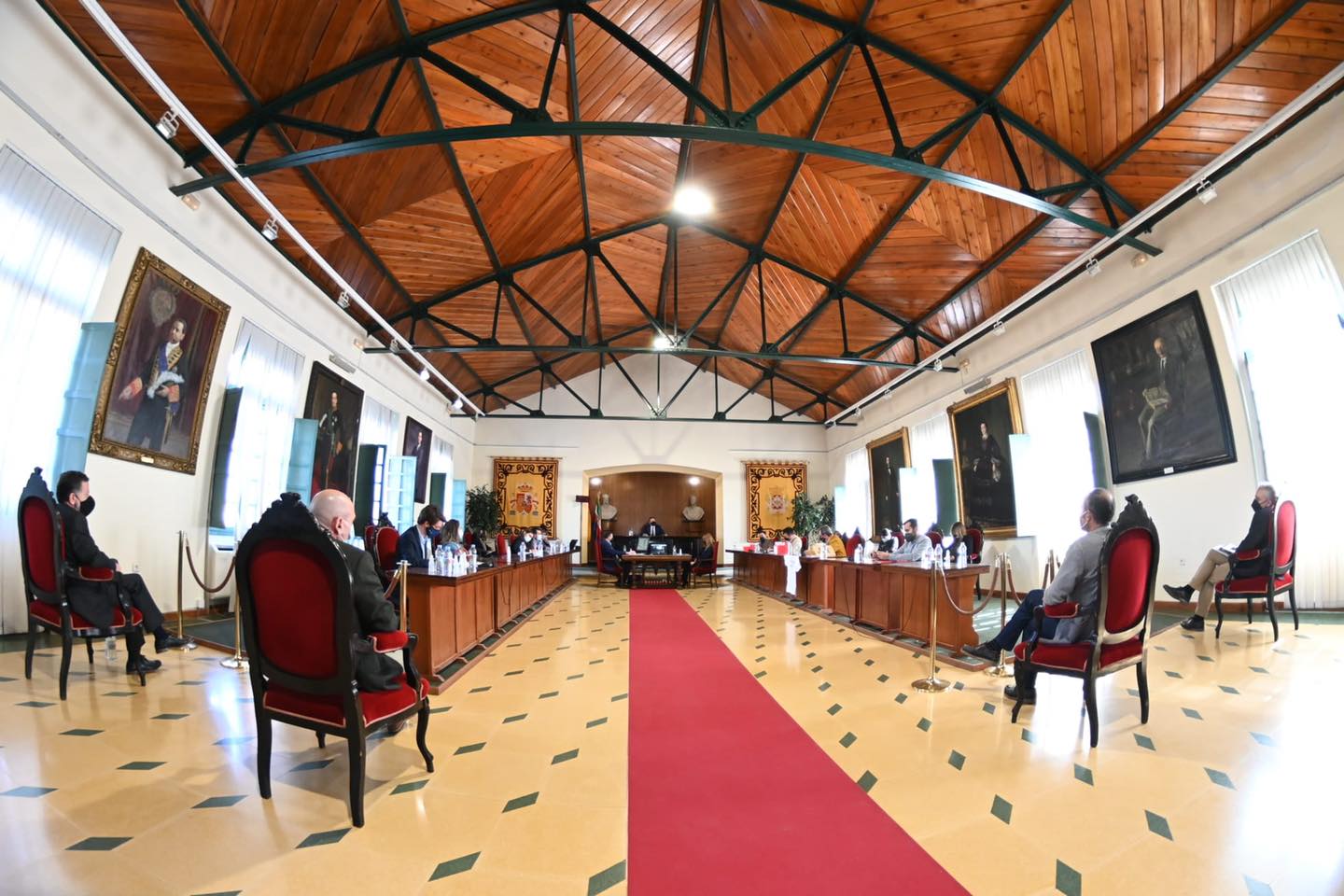 pleno aprobación Santana